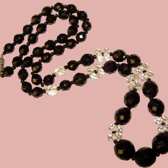 VINTAGE HIGH END ART DECO ERA FACETED BLACK CRYSTAL BEADS NECKLACE 24" - Picture 3 of 3